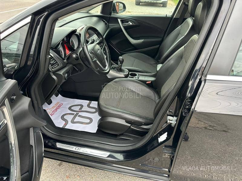Opel Astra J 1.7 CDTI COSMO