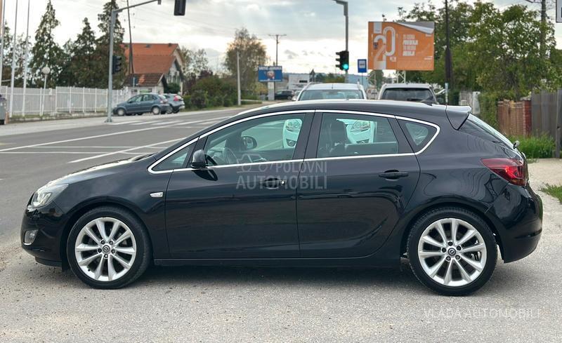 Opel Astra J 1.7 CDTI COSMO
