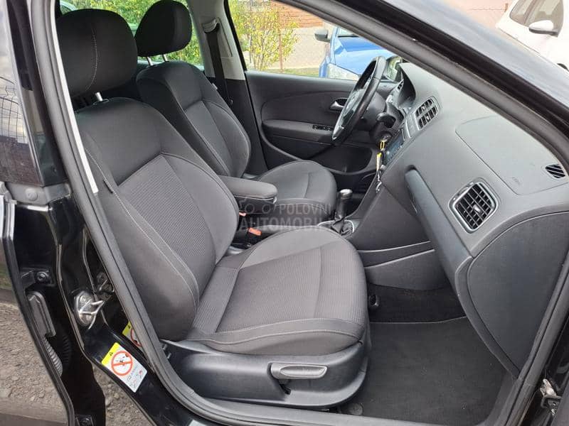 Volkswagen Polo 1.2b nav team 6R