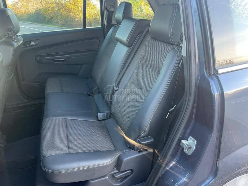 Opel Zafira B COSMO Oprema