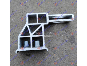 NOSAC HLADNJAKA PREDNJI DONJI za Mercedes Benz E Klasa od 2016. do 2020. god.