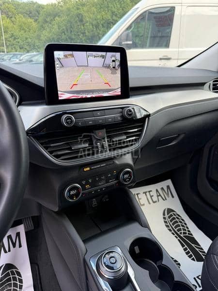 Ford Kuga 1.5 AUT TITANIUM