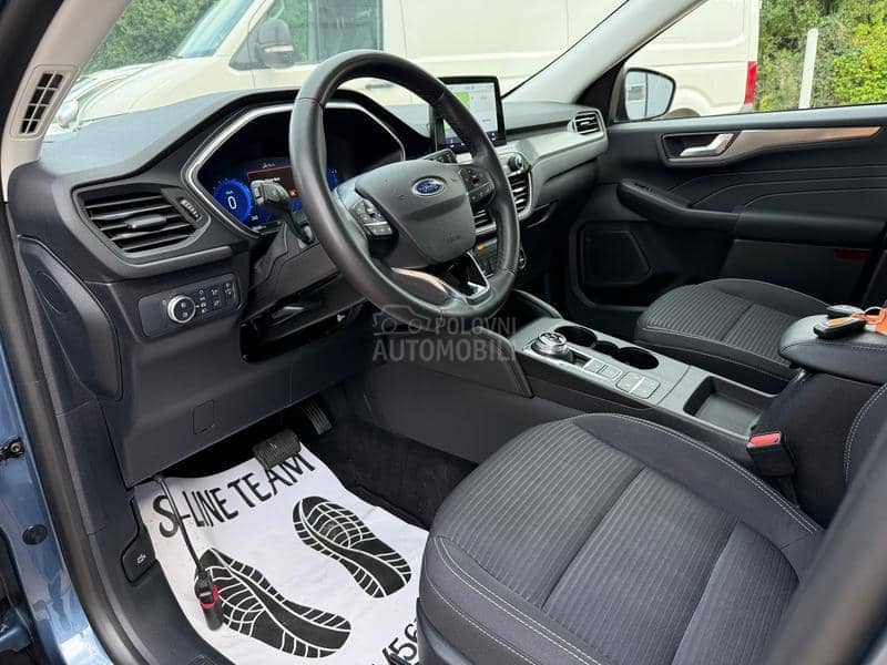 Ford Kuga 1.5 AUT TITANIUM