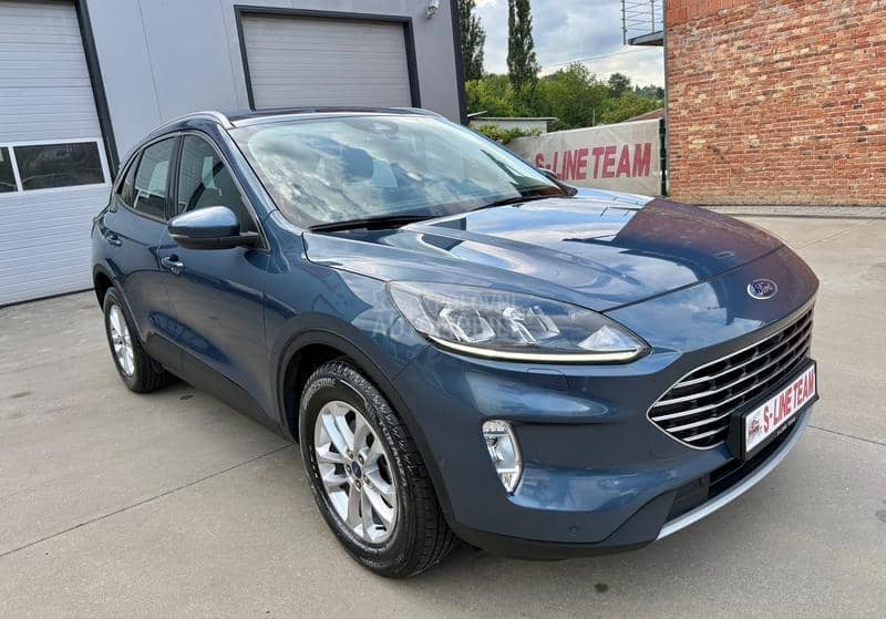 Ford Kuga 1.5 AUT TITANIUM