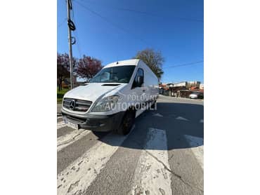 Mercedes Benz Sprinter 515