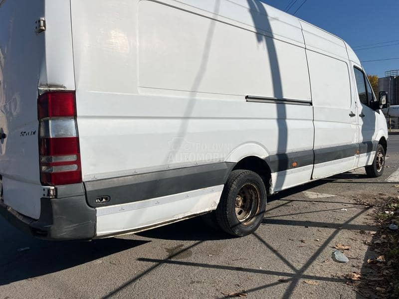 Mercedes Benz Sprinter 515