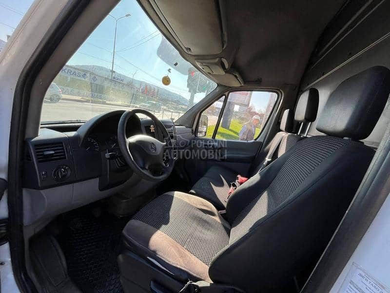 Mercedes Benz Sprinter 515
