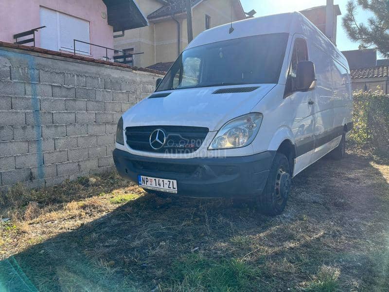 Mercedes Benz Sprinter 515