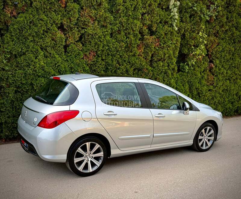 Peugeot 308 ALLURE LED PANO CH