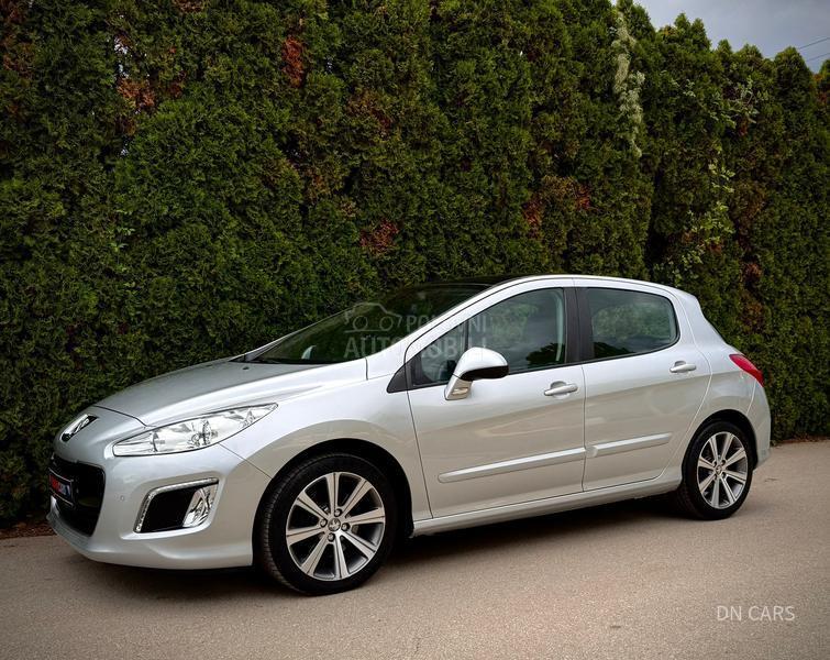 Peugeot 308 ALLURE LED PANO CH