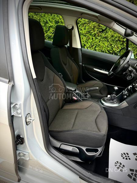 Peugeot 308 ALLURE LED PANO CH