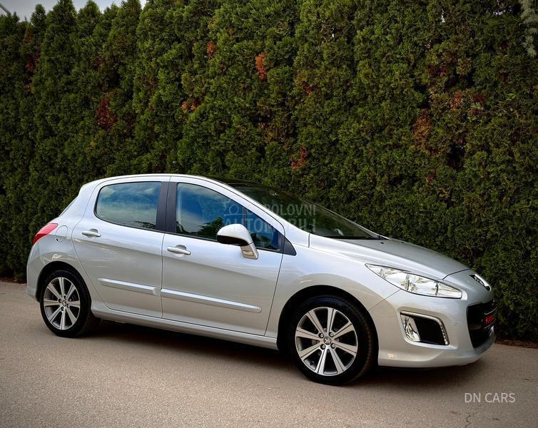 Peugeot 308 ALLURE LED PANO CH