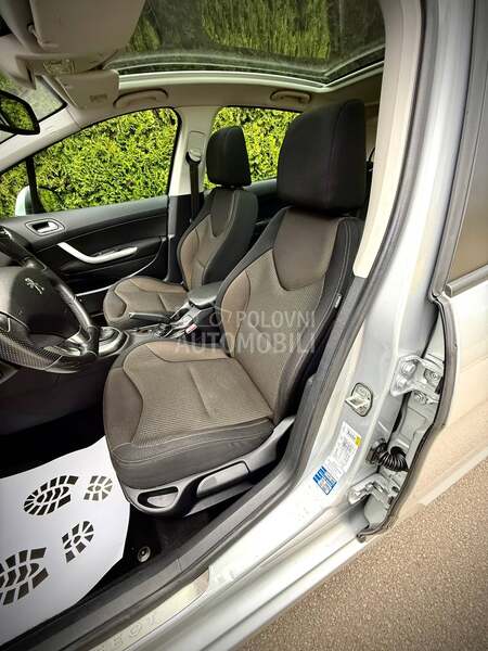 Peugeot 308 ALLURE LED PANO CH