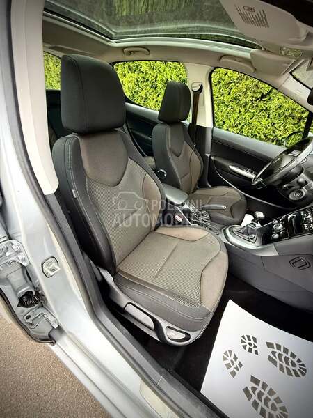 Peugeot 308 ALLURE LED PANO CH