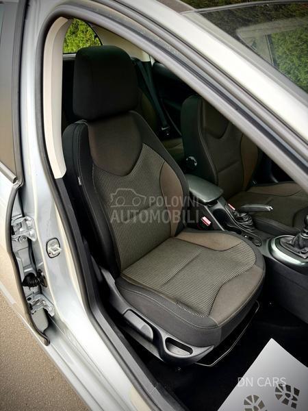 Peugeot 308 ALLURE LED PANO CH