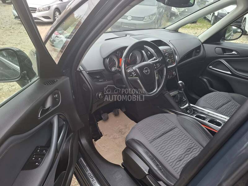Opel Zafira 2.0cdti
