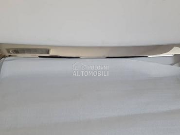 LAJSNA PVC MASKE GORNJA HROM za Toyota Hilux od 2009. do 2012. god.