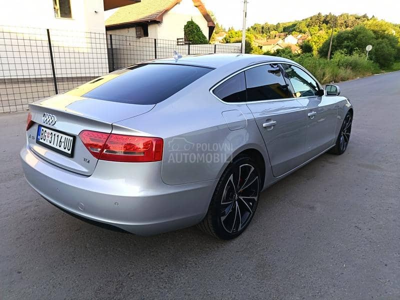 Audi A5 2.0TDI SPORTBACK LED