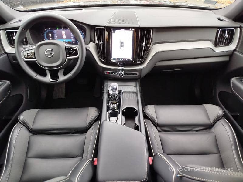 Volvo XC60 B5 AWD ULTRA BLACK