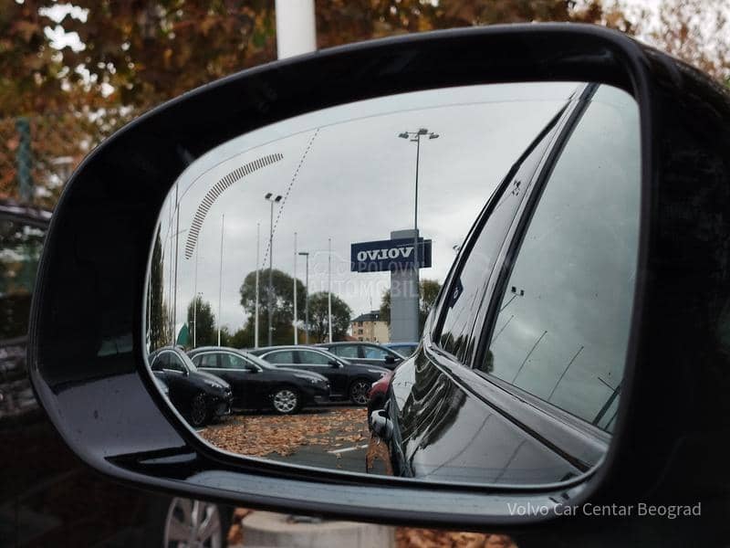 Volvo XC60 B5 AWD ULTRA BLACK