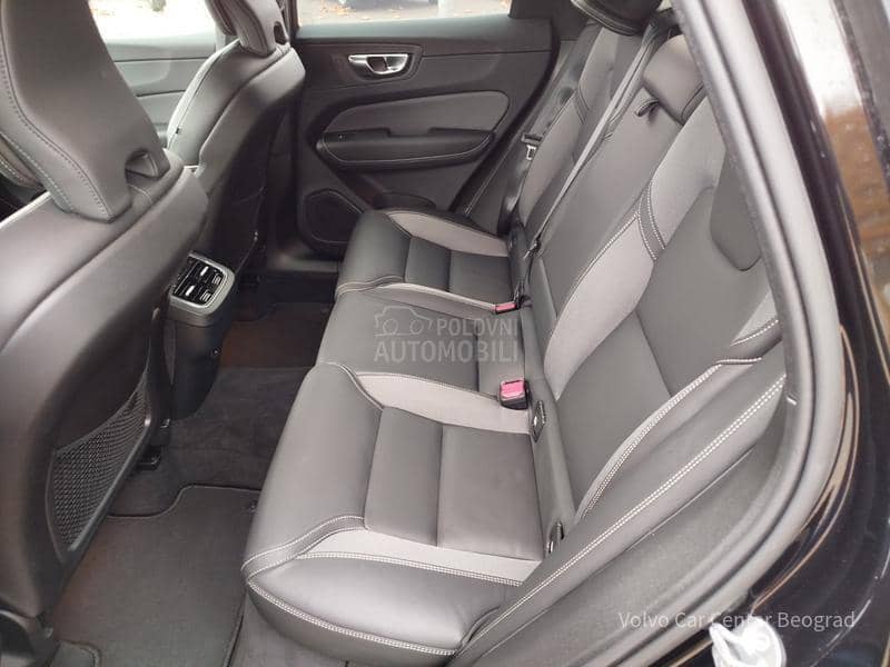 Volvo XC60 B5 AWD ULTRA BLACK