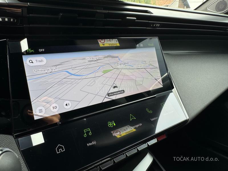 Peugeot 408 GT 1.6E 215