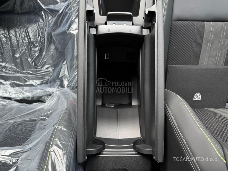 Peugeot 408 GT 1.6E 215