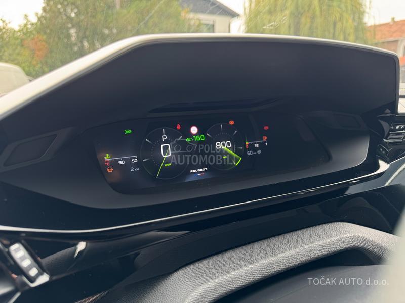 Peugeot 408 GT 1.6E 215