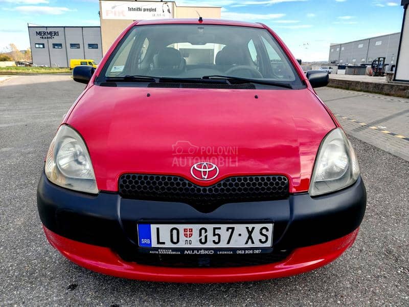 Toyota Yaris 1.0VVTI TEK. REG.
