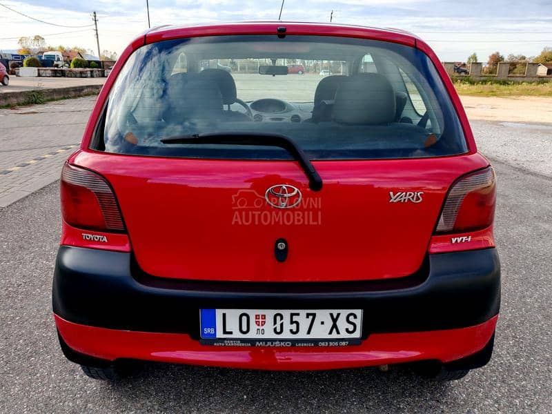 Toyota Yaris 1.0VVTI TEK. REG.