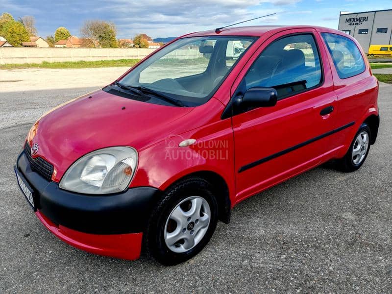 Toyota Yaris 1.0VVTI TEK. REG.