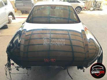 HAUBA PREDNJA za Audi A8