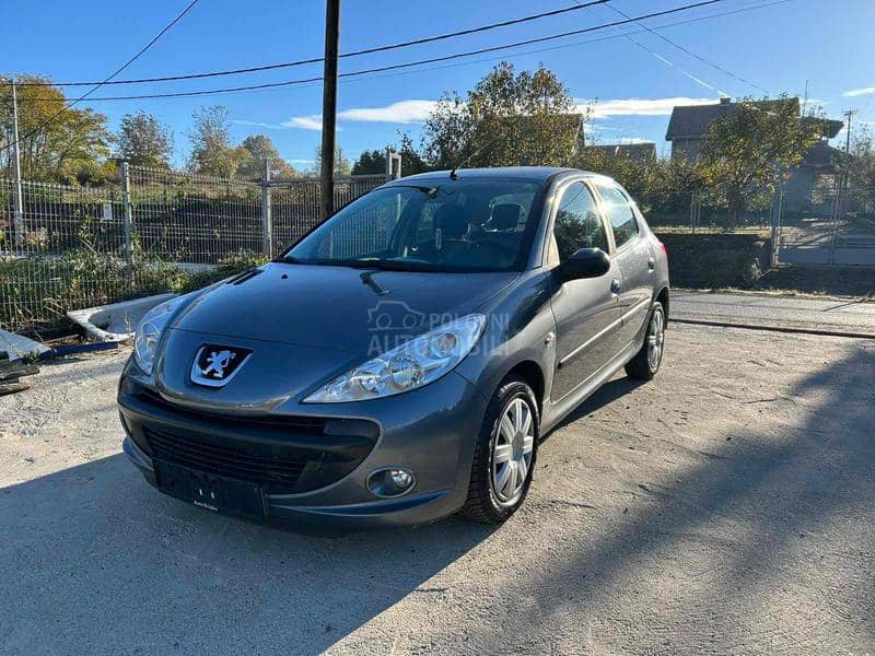 Peugeot 206 plus 1.1