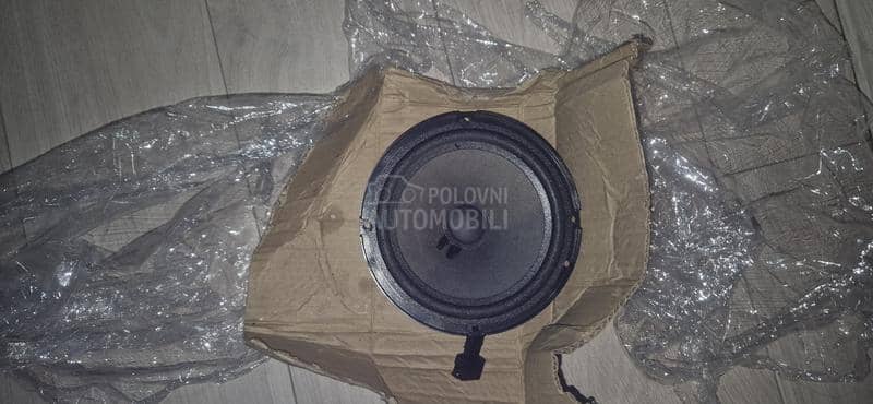 Farovi, hauba, amortizer...