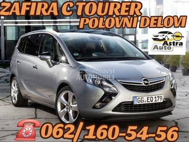 Opel Zafira Tourer 2012. god. -  kompletan auto u delovima