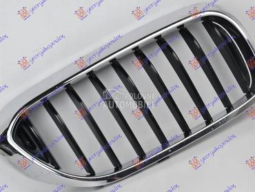 PVC MASKA HROM/CRNA Desno za BMW Serija 5 od 2016. do 2020. god.