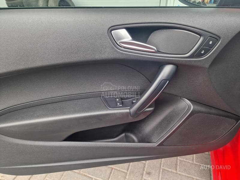 Audi A1 1.4B S-LINE CH