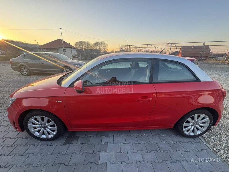 Audi A1 1.4B S-LINE CH