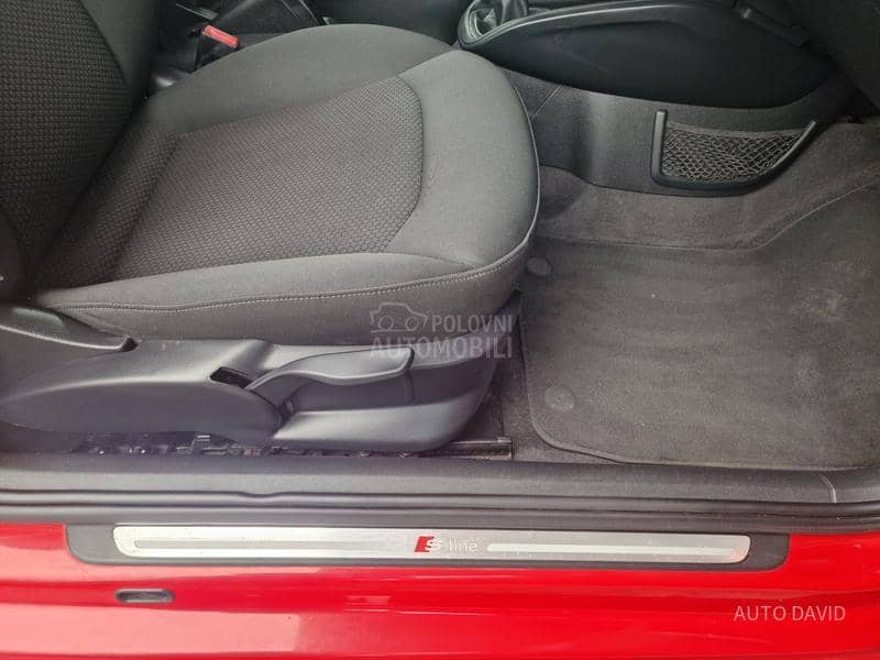 Audi A1 1.4B S-LINE CH