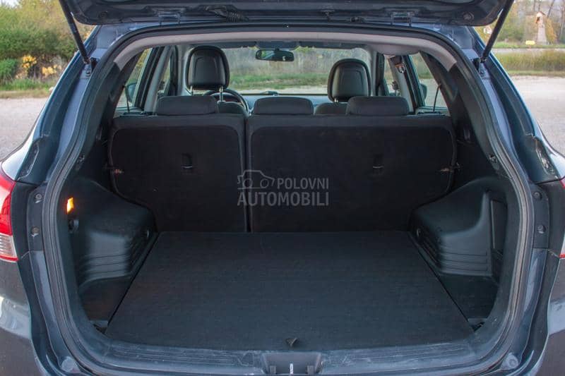 Hyundai ix35 4WD 2.0 136hp