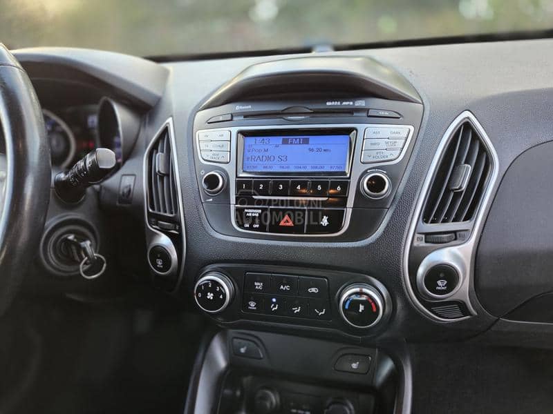 Hyundai ix35 4WD 2.0 136hp