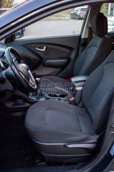 Hyundai ix35 4WD 2.0 136hp