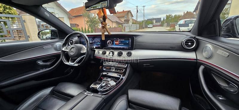 Mercedes Benz E 220 vir/pano/amg