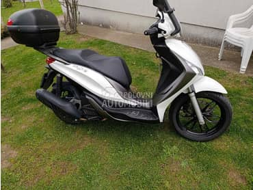 Piaggio Medley 150