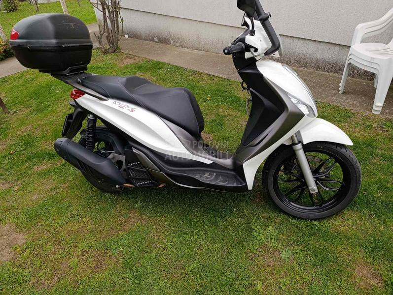 Piaggio Medley 150