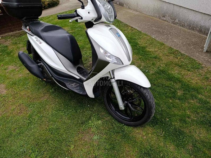 Piaggio Medley 150
