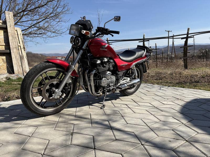 Honda CB 650 Nighthawk