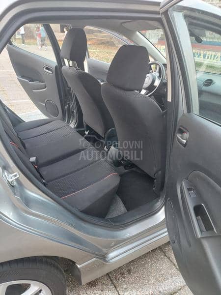 Mazda 2 1.3 Exclusive /CH