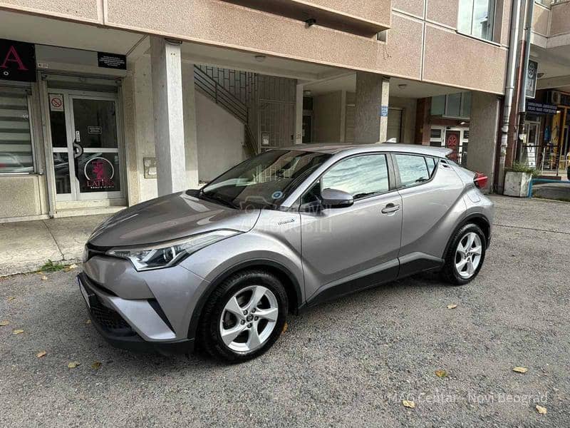 Toyota C-HR 1.8 Hybrid