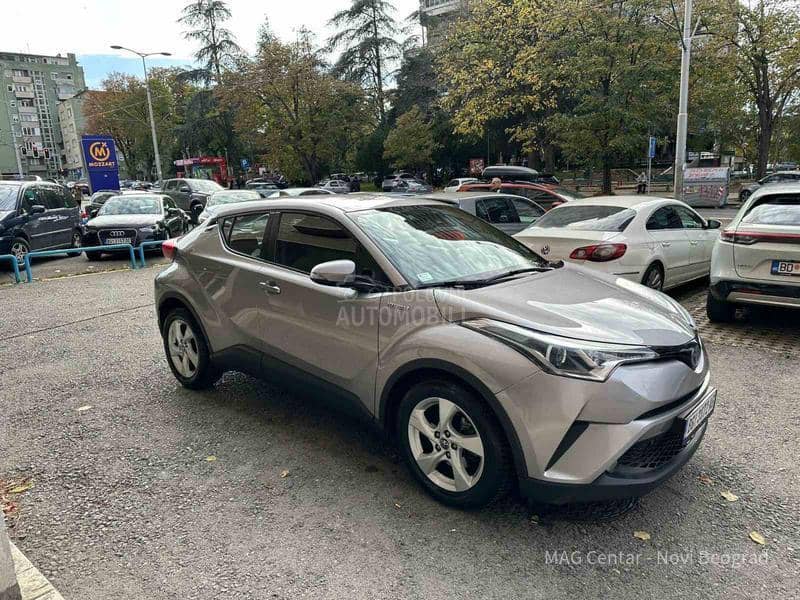 Toyota C-HR 1.8 Hybrid